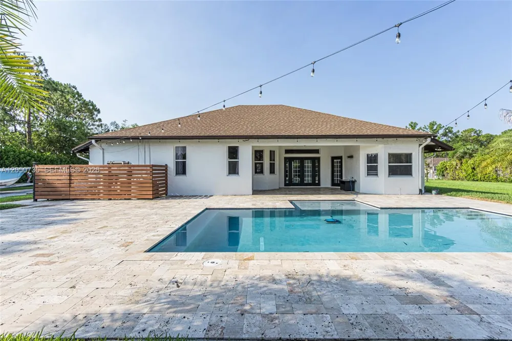 15397 66th Ct N Loxahatchee, FL 33470