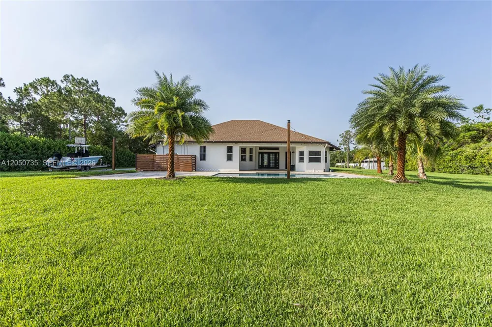 15397 66th Ct N Loxahatchee, FL 33470