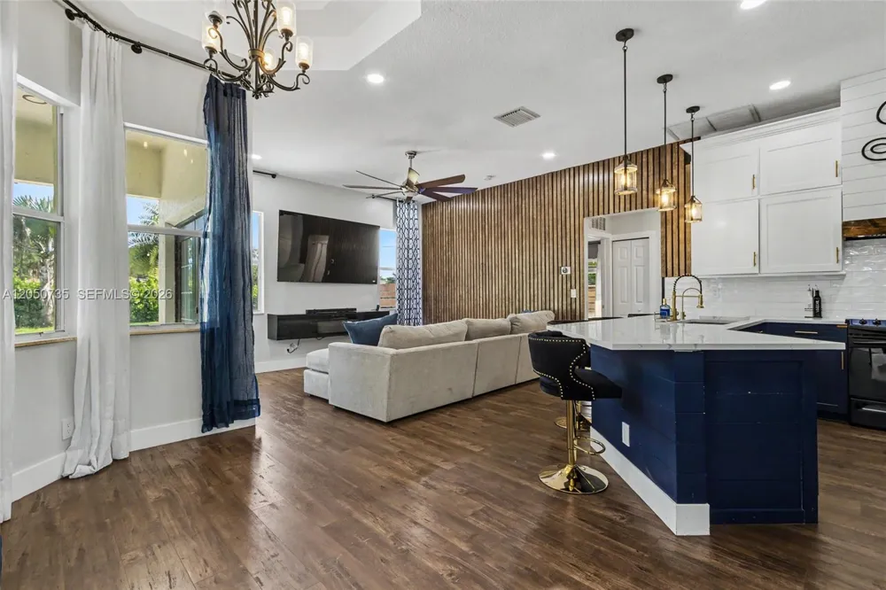 15397 66th Ct N Loxahatchee, FL 33470