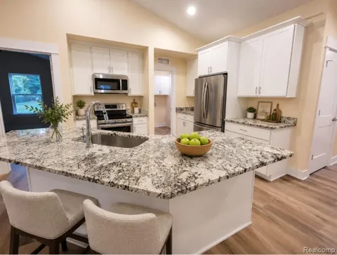 11457 Hidden Oaks Drive