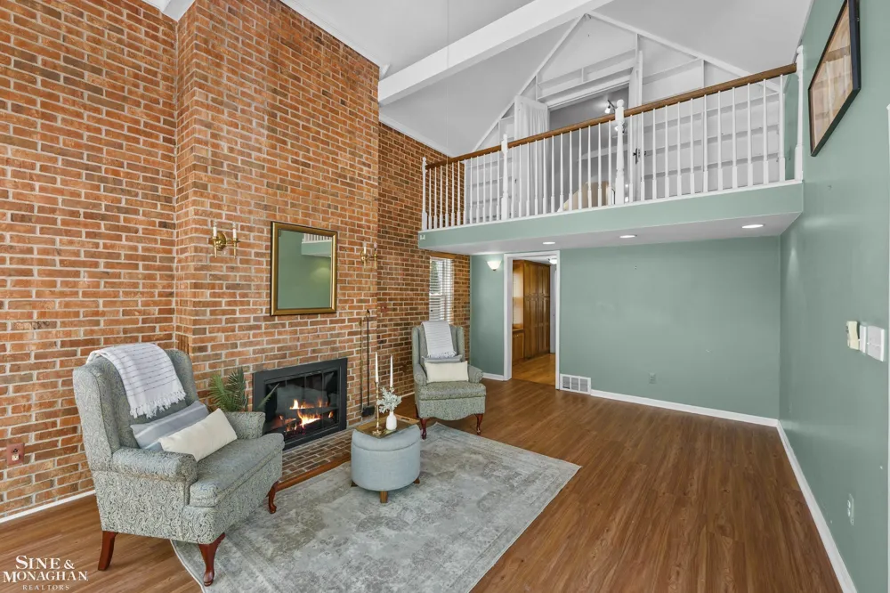 190 Lakeview Avenue Grosse Pointe Farms City, MI 48236