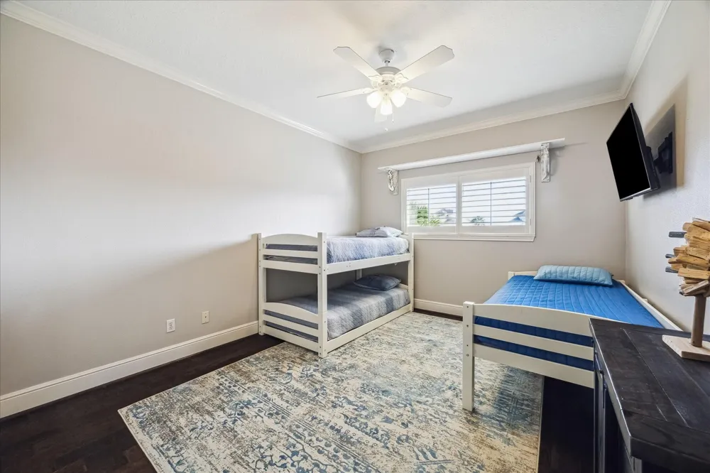 519 Westerly Drive Tiki Island, TX 77554