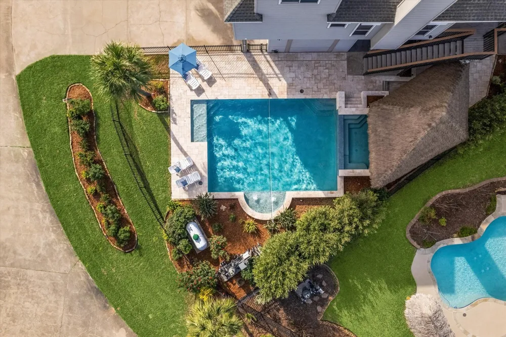 519 Westerly Drive Tiki Island, TX 77554