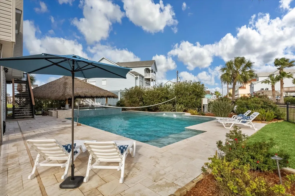 519 Westerly Drive Tiki Island, TX 77554