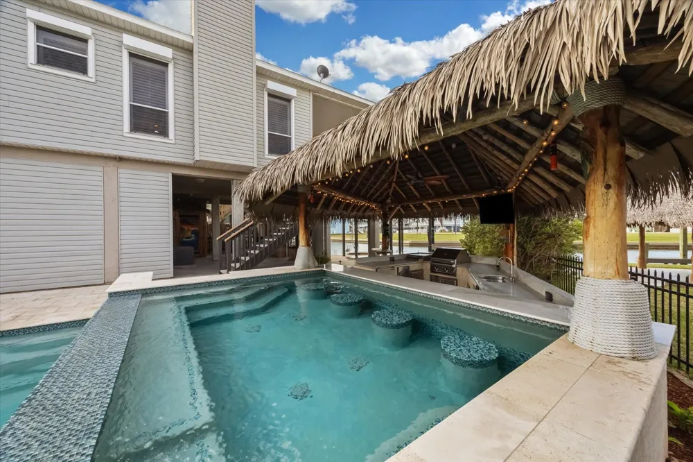 519 Westerly Drive Tiki Island, TX 77554
