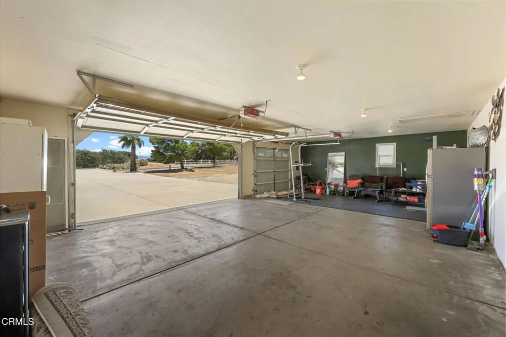 6754 Braceo Street Oak Hills, CA 92344