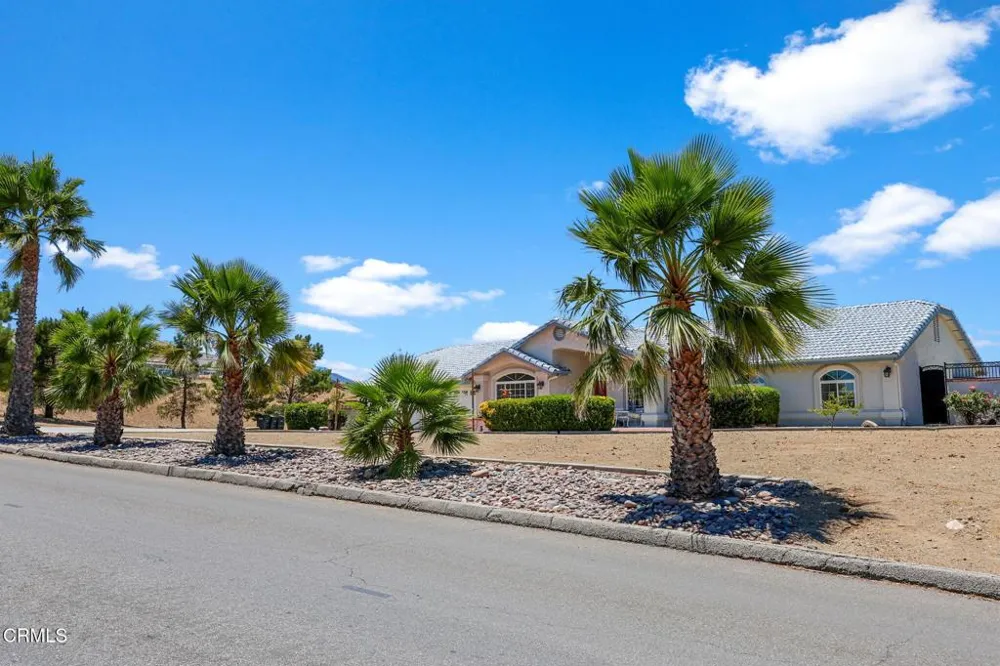 6754 Braceo Street Oak Hills, CA 92344