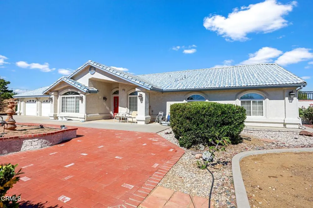 6754 Braceo Street Oak Hills, CA 92344