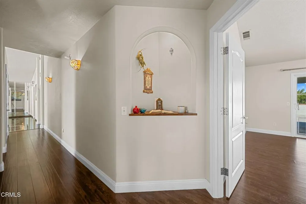 6754 Braceo Street Oak Hills, CA 92344