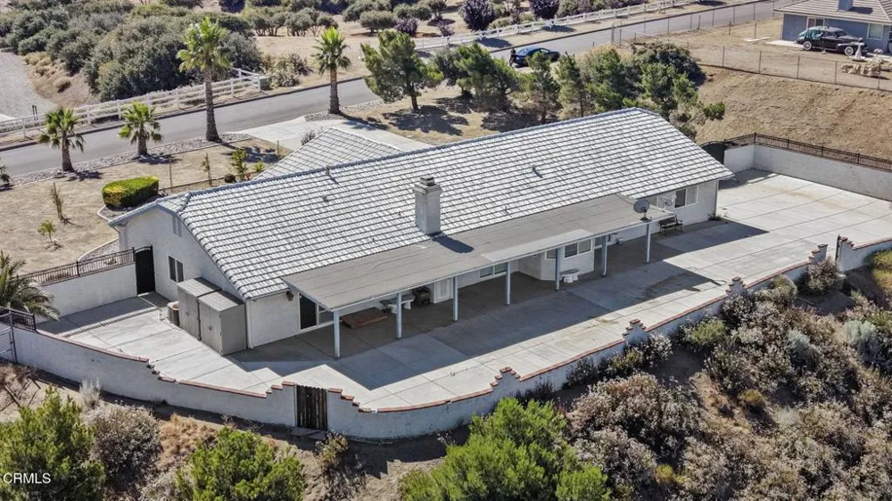 6754 Braceo Street Oak Hills, CA 92344