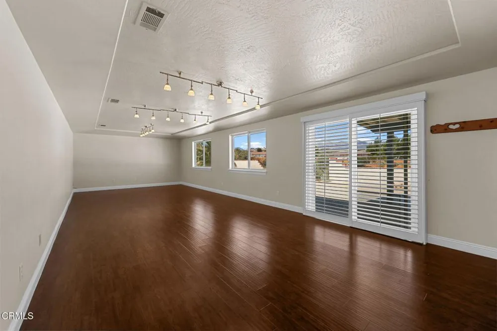 6754 Braceo Street Oak Hills, CA 92344