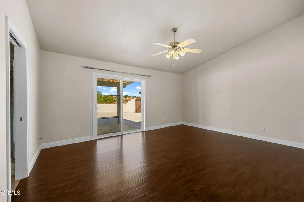 6754 Braceo Street Oak Hills, CA 92344