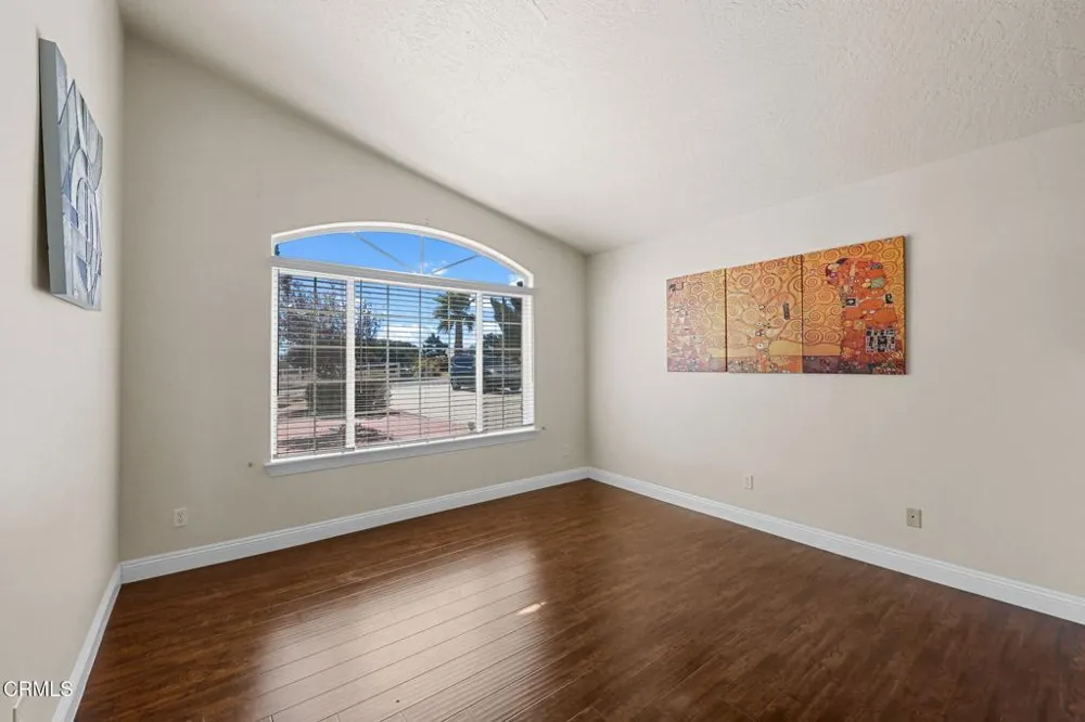 6754 Braceo Street Oak Hills, CA 92344
