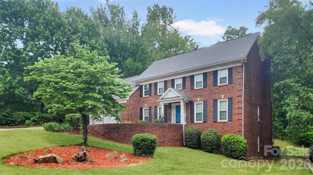 8331 Dunstaff Road Charlotte, NC 28269