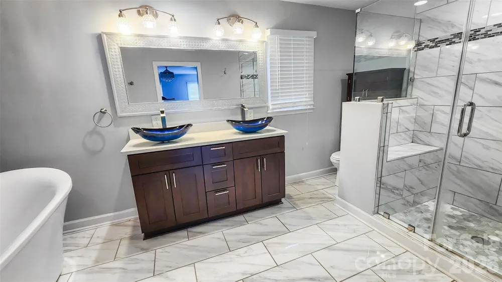 8331 Dunstaff Road Charlotte, NC 28269