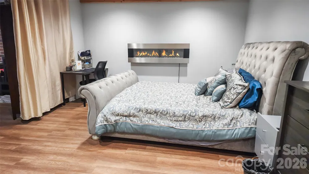 8331 Dunstaff Road Charlotte, NC 28269