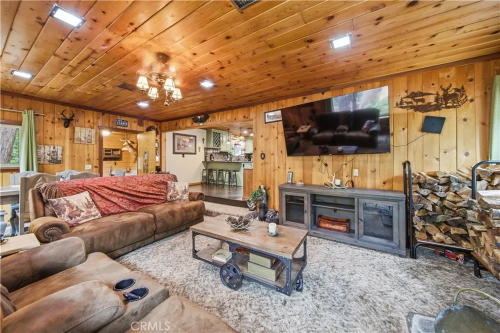 9160 Coffey Forest Falls, CA 92339