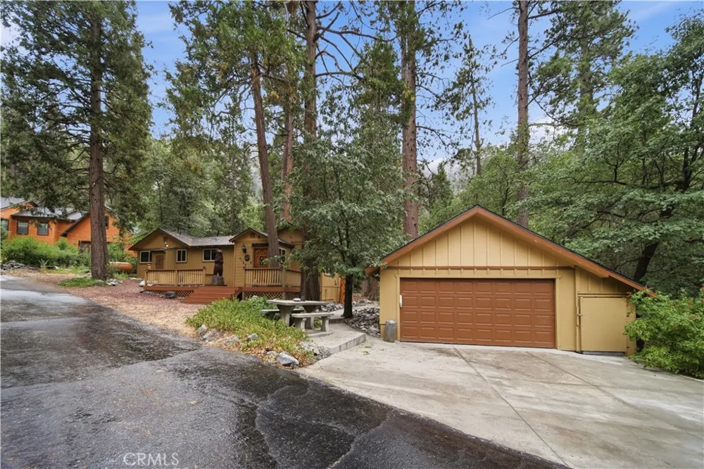 9160 Coffey Forest Falls, CA 92339