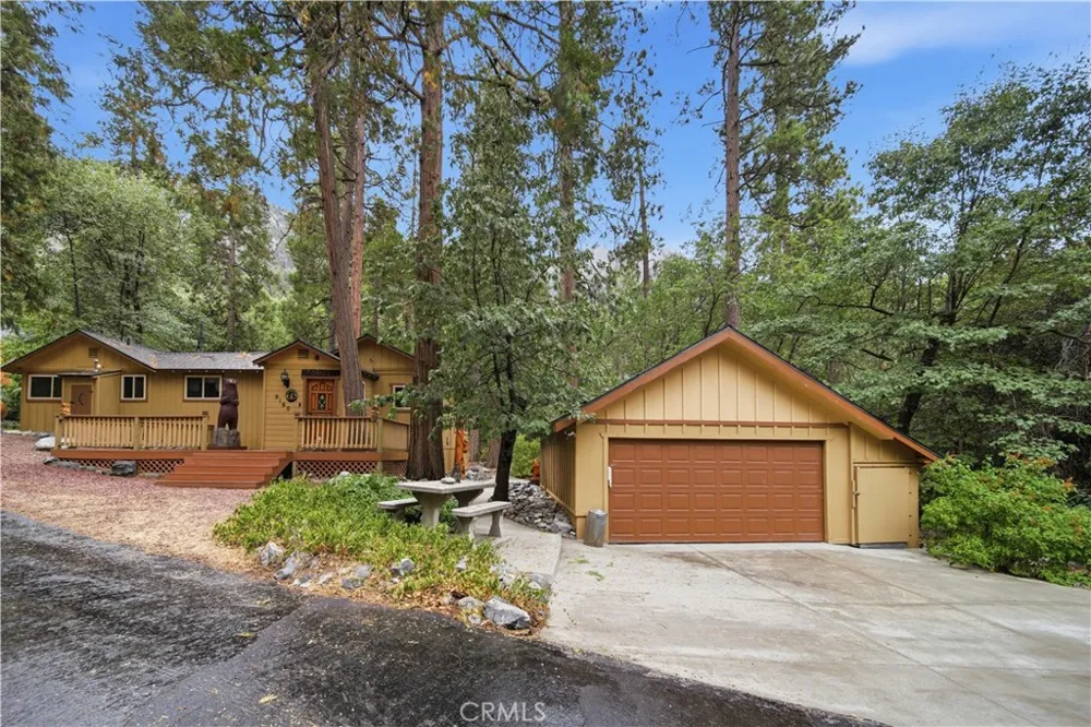 9160 Coffey Forest Falls, CA 92339