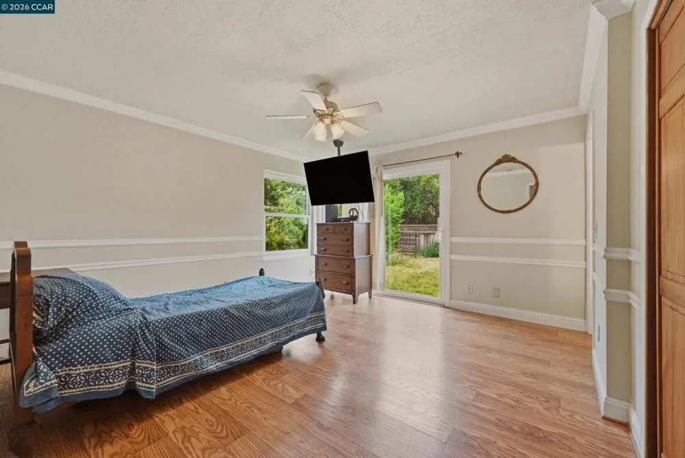 104 Gill Way Benicia, CA 94510