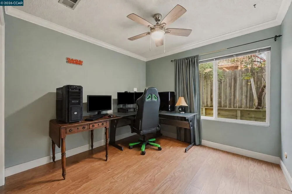 104 Gill Way Benicia, CA 94510