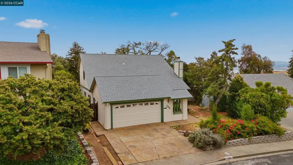 104 Gill Way Benicia, CA 94510