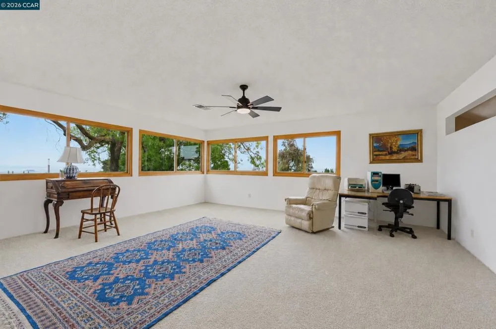 104 Gill Way Benicia, CA 94510