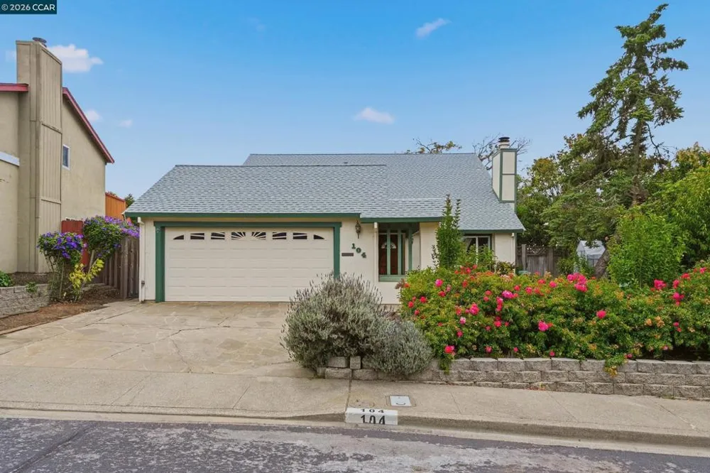 104 Gill Way Benicia, CA 94510
