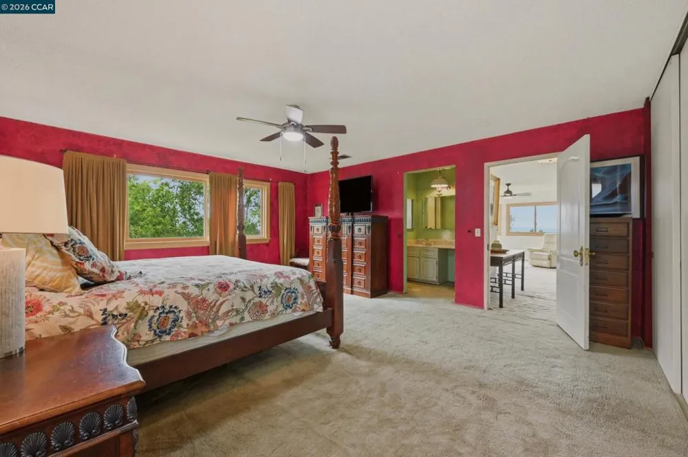 104 Gill Way Benicia, CA 94510