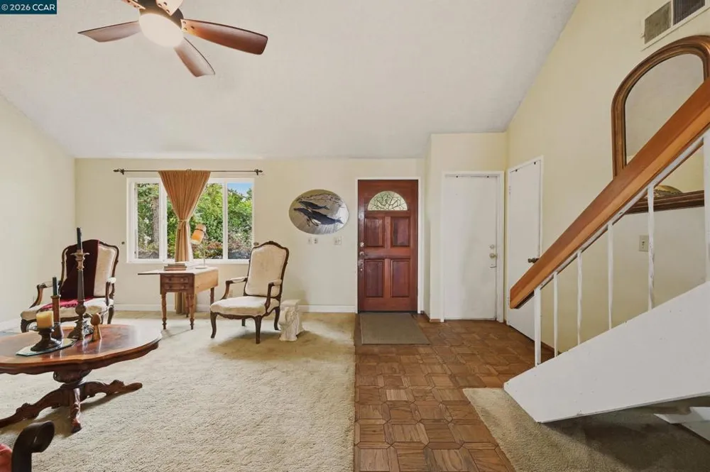 104 Gill Way Benicia, CA 94510