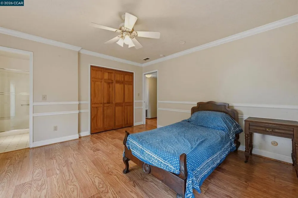 104 Gill Way Benicia, CA 94510