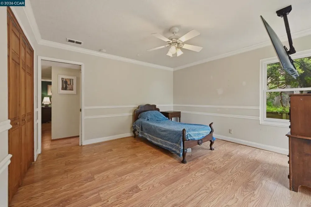 104 Gill Way Benicia, CA 94510