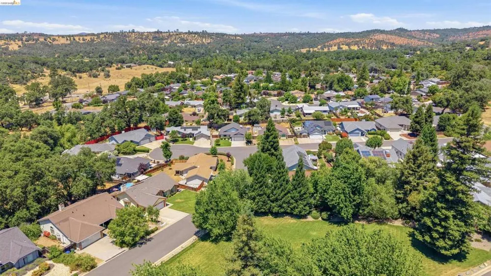 10597 River oak Jamestown, CA 95327