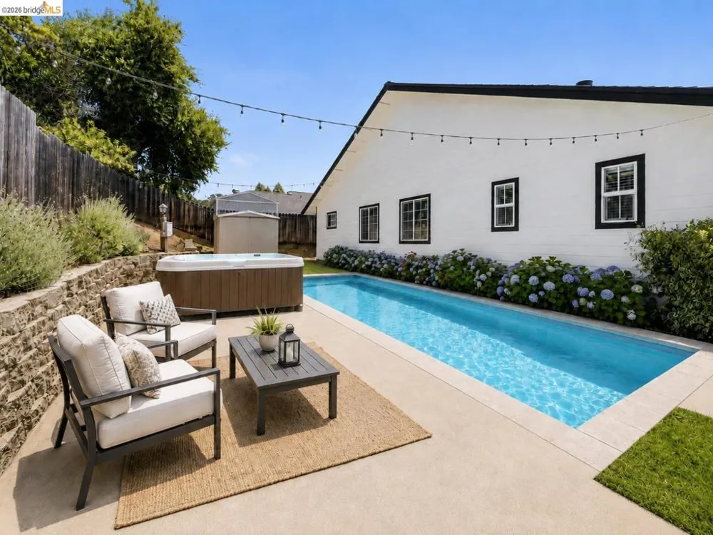10597 River oak Jamestown, CA 95327