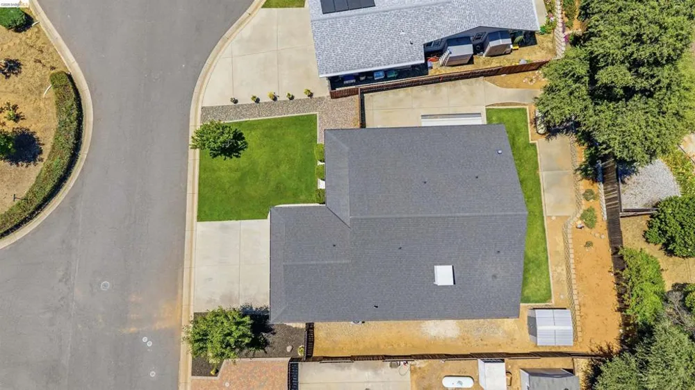 10597 River oak Jamestown, CA 95327