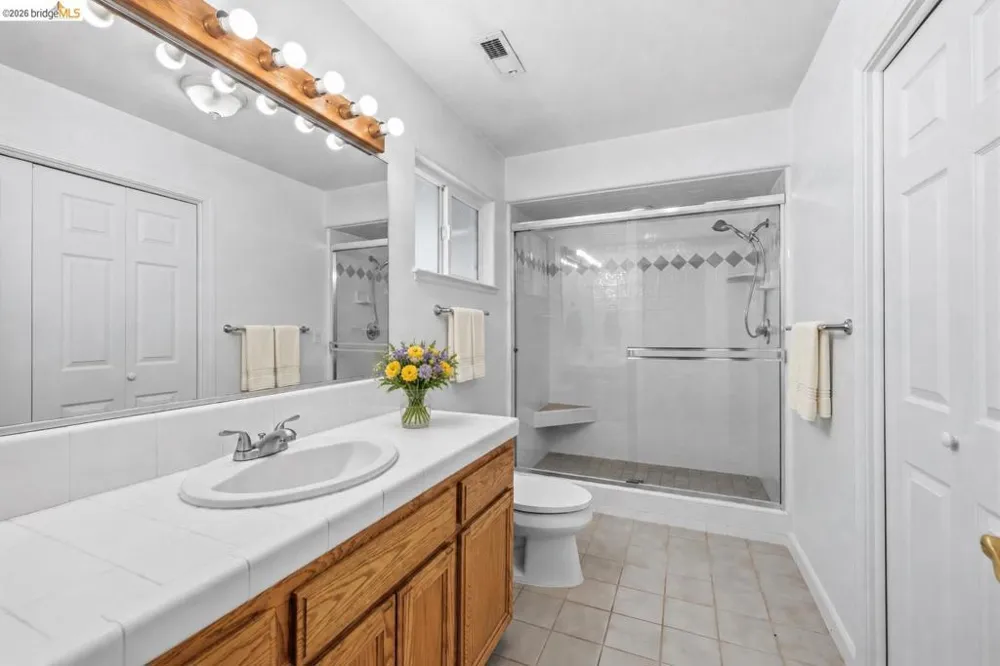 10597 River oak Jamestown, CA 95327
