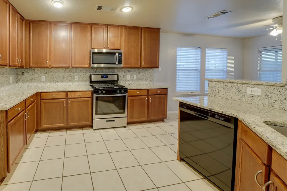 506 Hickory Lane Fate, TX 75087