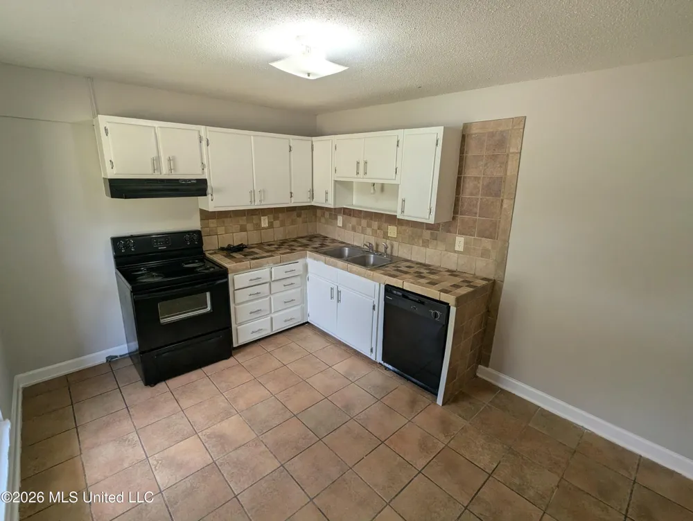 2920 Valleybrook Road Horn Lake, MS 38637