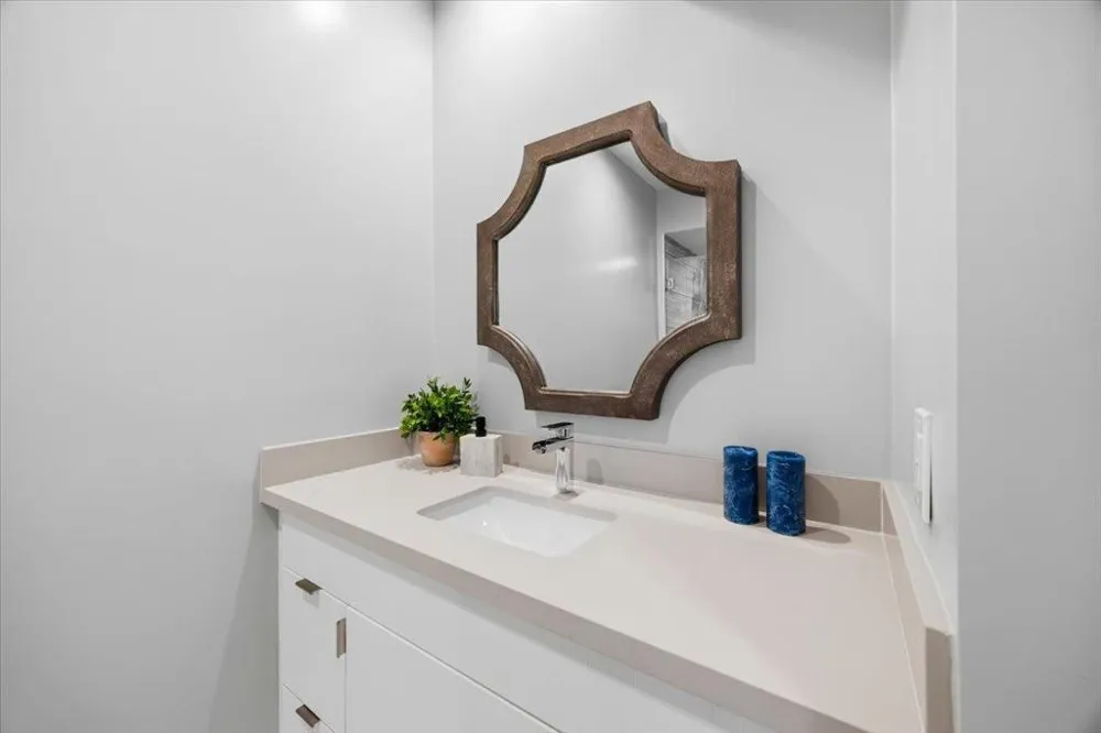 3208 Longfellow Drive Belmont, CA 94002