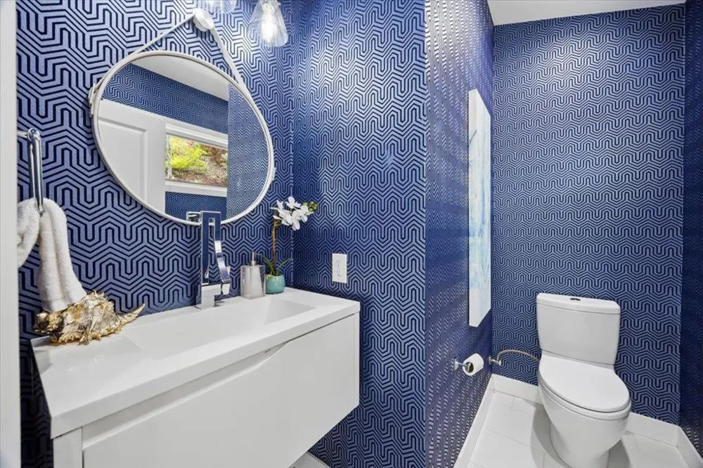 3208 Longfellow Drive Belmont, CA 94002