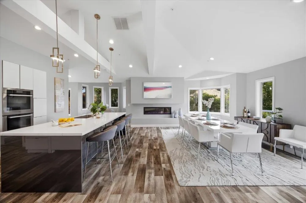 3208 Longfellow Drive Belmont, CA 94002