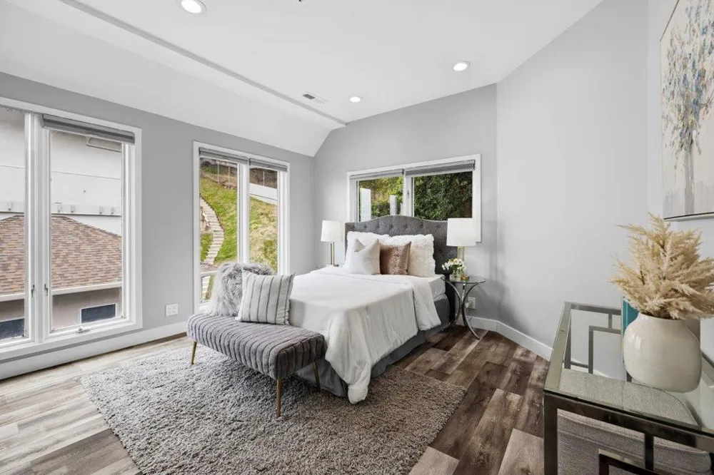 3208 Longfellow Drive Belmont, CA 94002