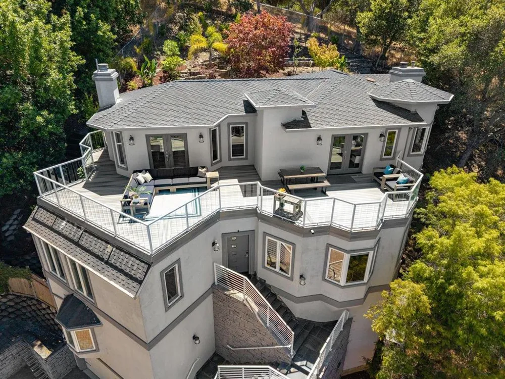 3208 Longfellow Drive Belmont, CA 94002