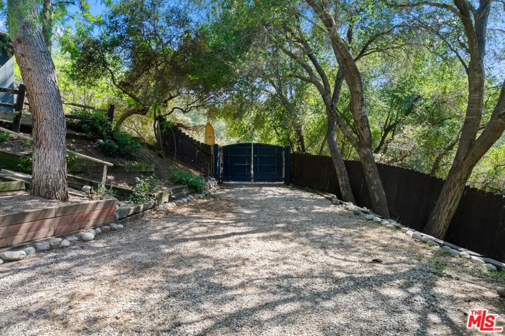1640 Old Topanga Canyon Road Topanga, CA 90290