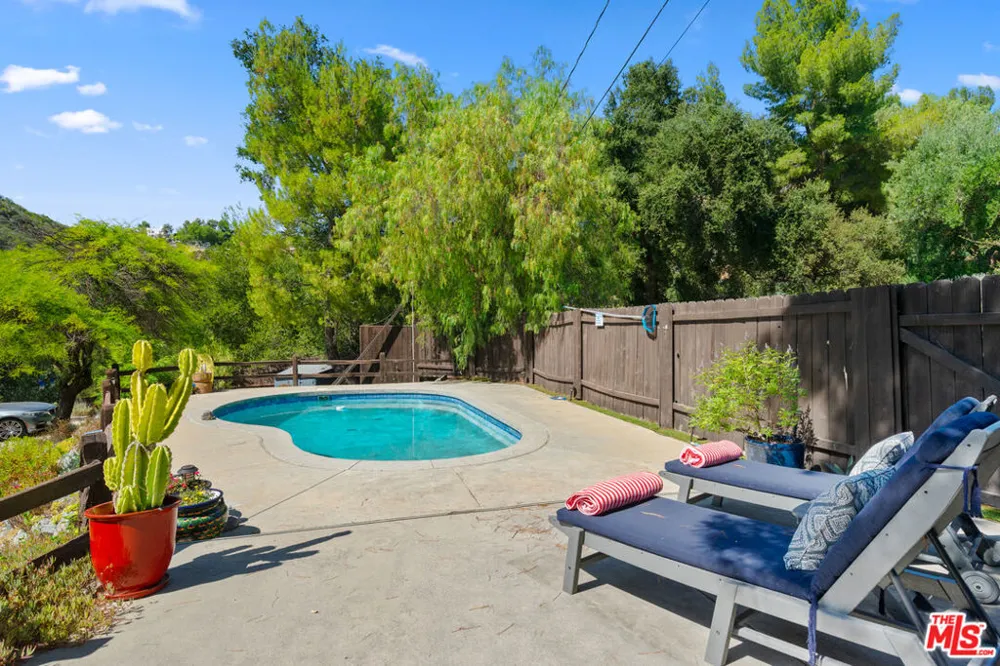 1640 Old Topanga Canyon Road Topanga, CA 90290