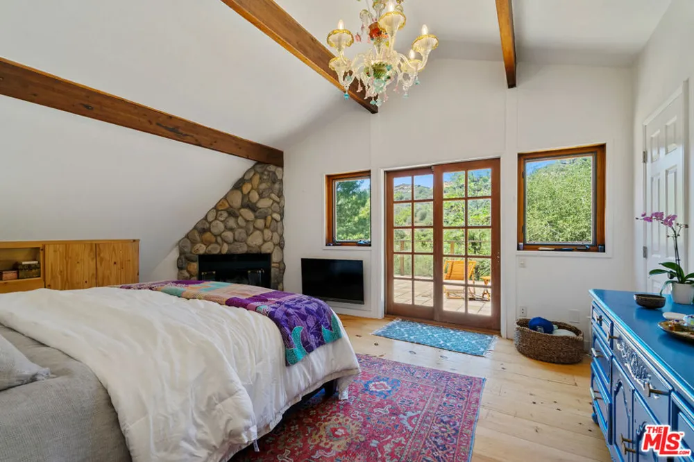 1640 Old Topanga Canyon Road Topanga, CA 90290