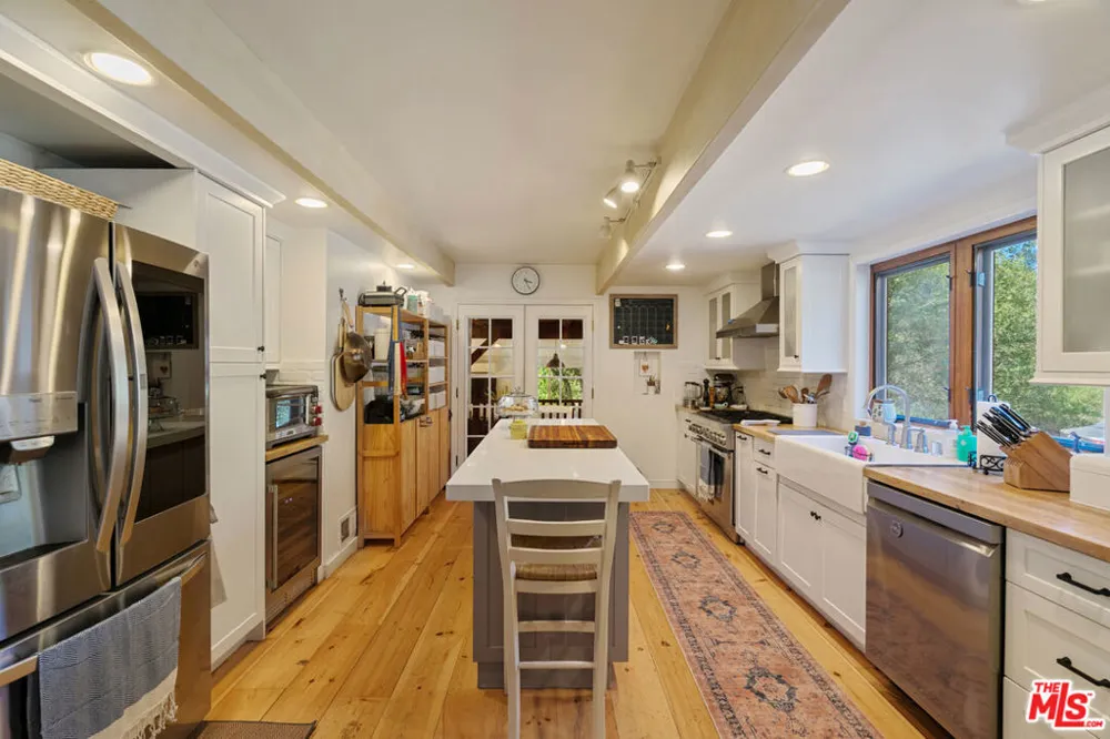 1640 Old Topanga Canyon Road Topanga, CA 90290