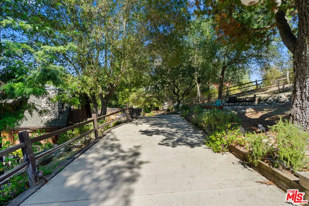 1640 Old Topanga Canyon Road Topanga, CA 90290