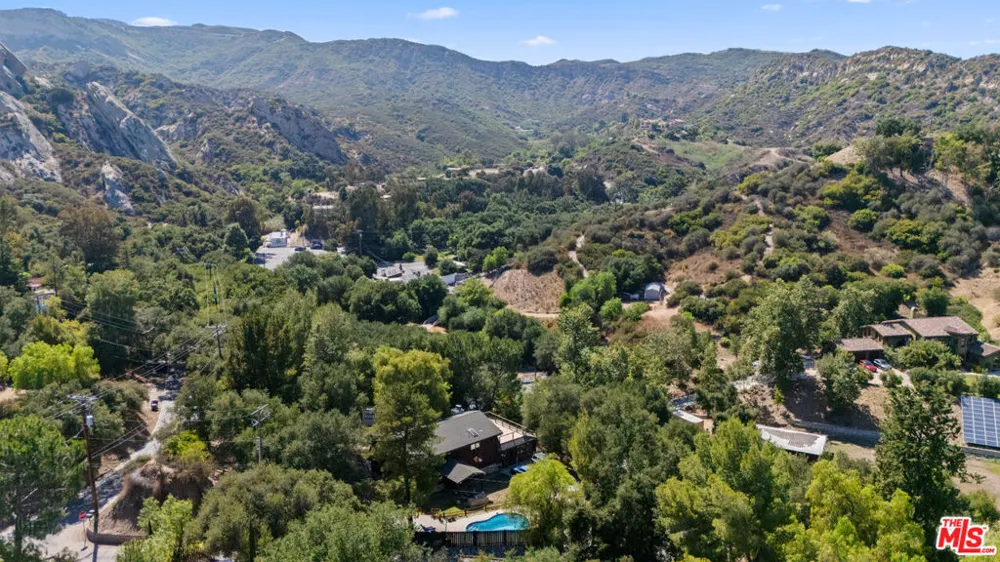 1640 Old Topanga Canyon Road Topanga, CA 90290