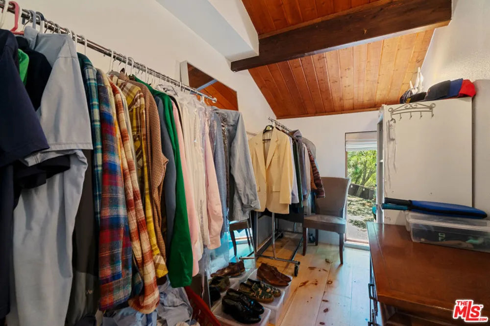 1640 Old Topanga Canyon Road Topanga, CA 90290